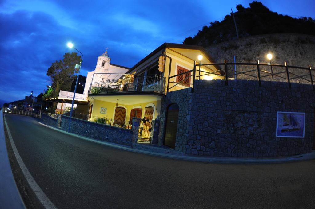 La Mela Blu Furore Exterior foto